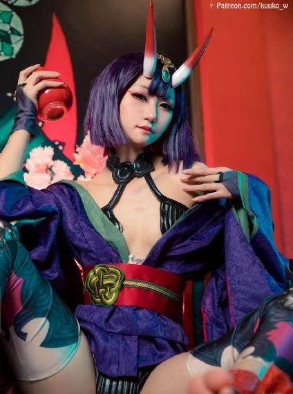 姐孕观看_十万网红美女美酱
